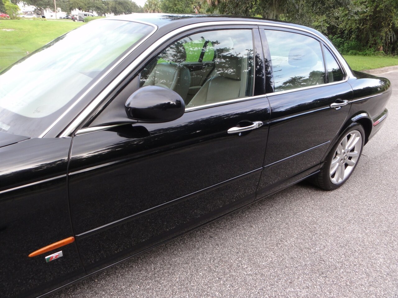 2004 Jaguar XJR Ultra premium - Photo 12 - Deland, FL 32720