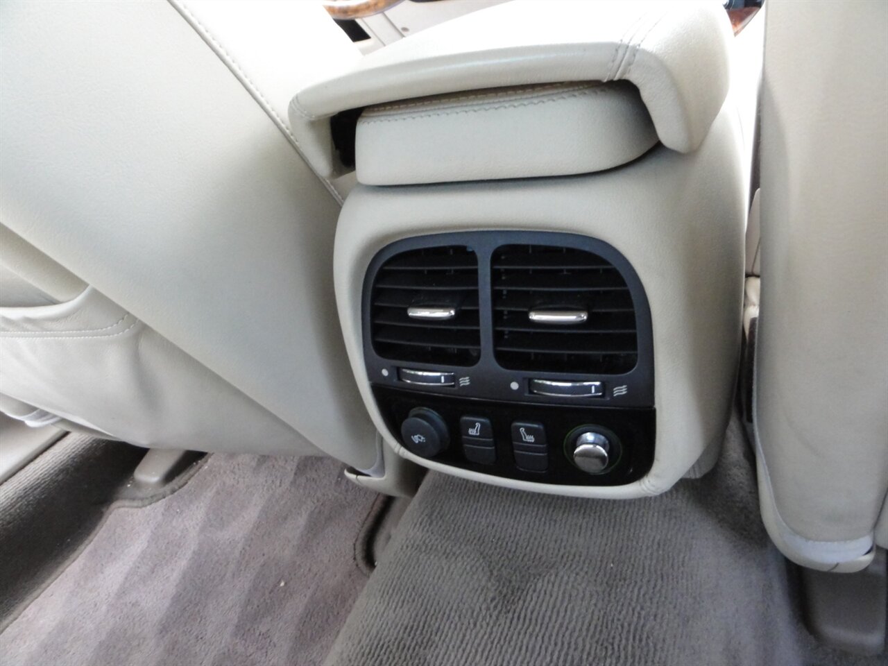 2004 Jaguar XJR Ultra premium - Photo 38 - Deland, FL 32720