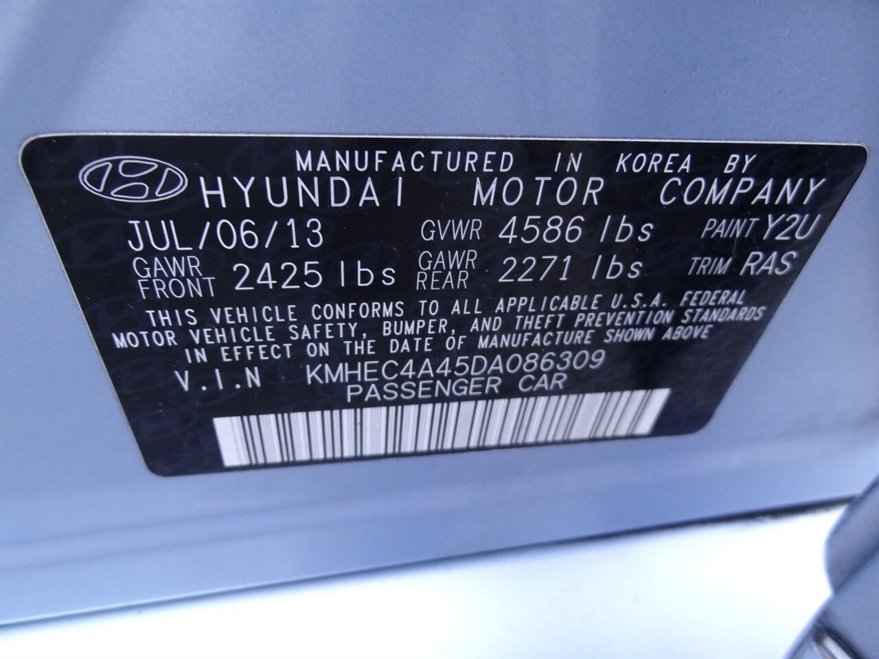 2013 Hyundai SONATA Hybrid   - Photo 27 - Deland, FL 32720
