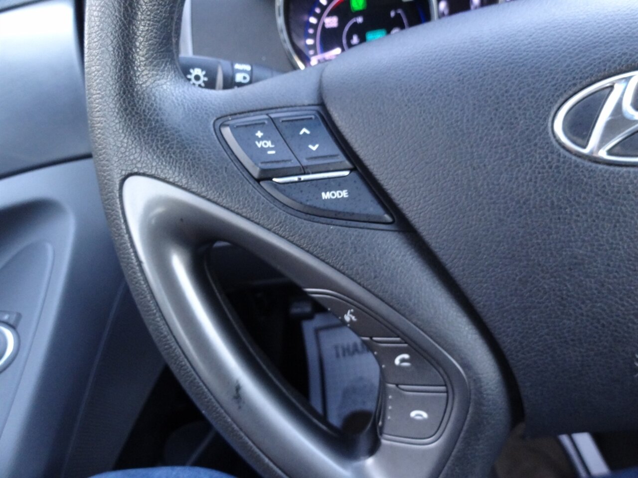 2013 Hyundai SONATA Hybrid   - Photo 47 - Deland, FL 32720