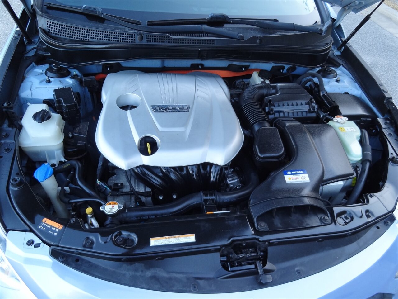 2013 Hyundai SONATA Hybrid   - Photo 25 - Deland, FL 32720