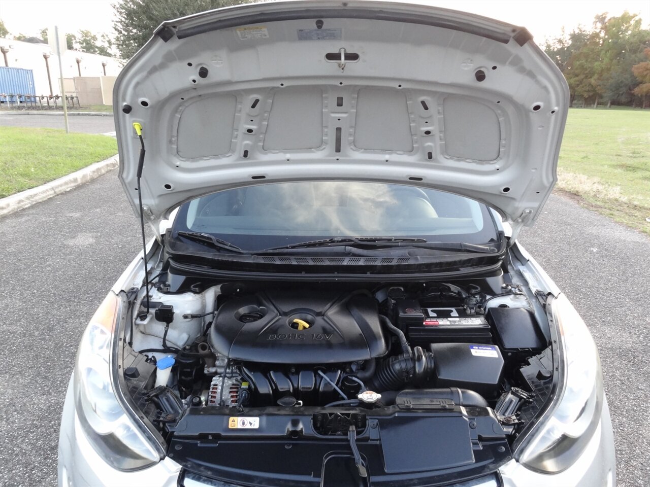 2013 Hyundai ELANTRA GLS  Sports package - Photo 22 - Deland, FL 32720