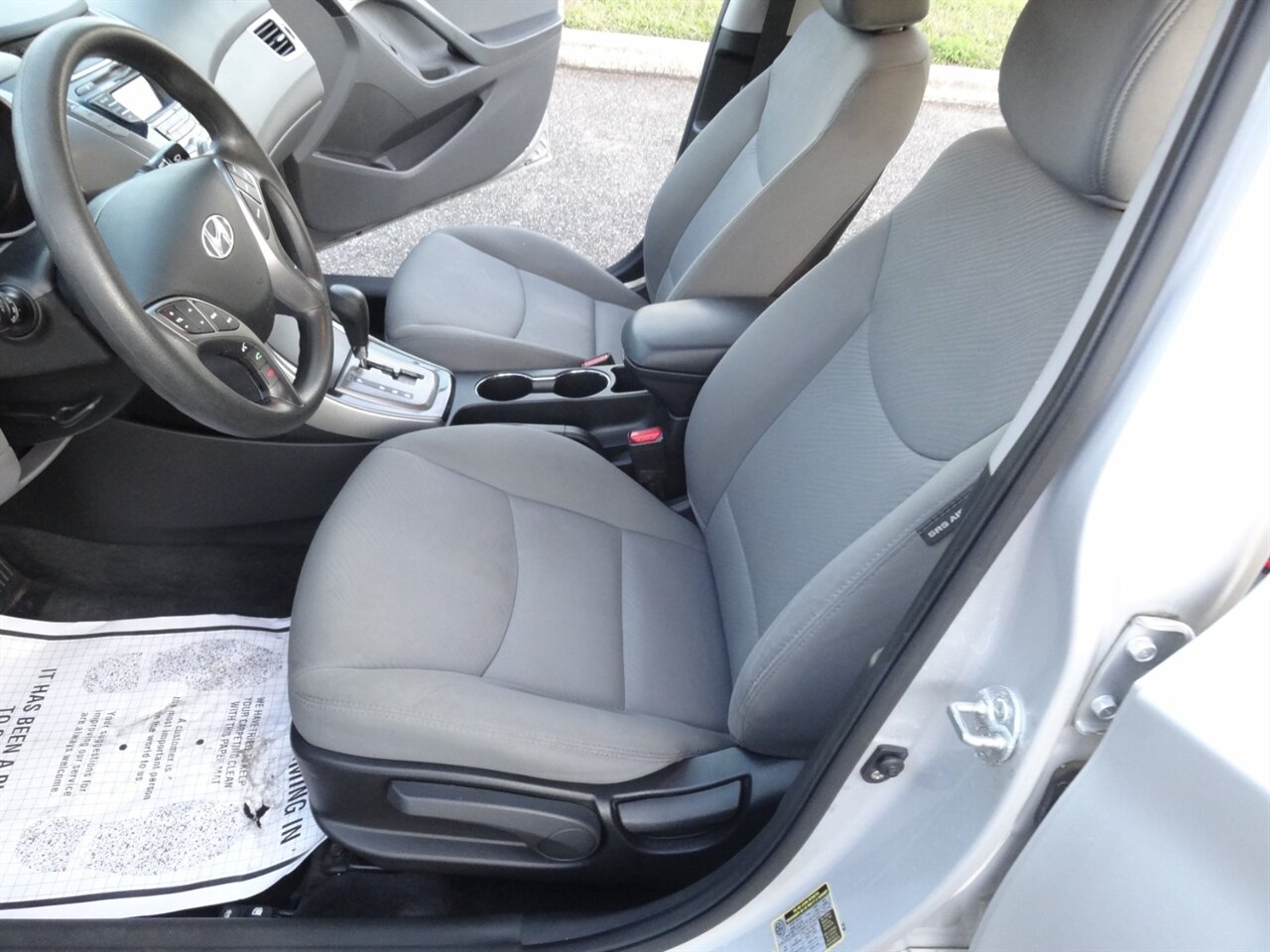 2013 Hyundai ELANTRA GLS  Sports package - Photo 28 - Deland, FL 32720