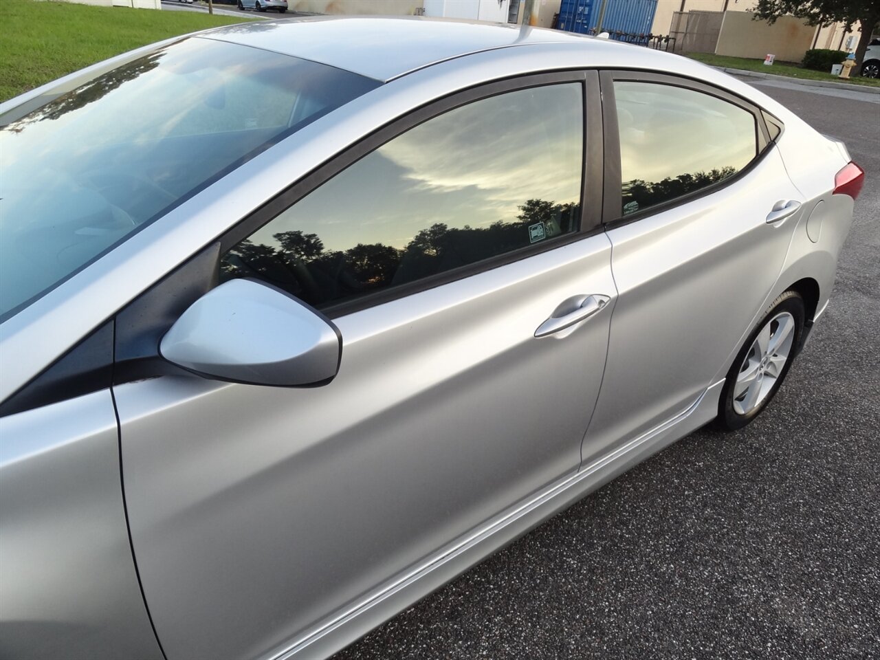 2013 Hyundai ELANTRA GLS  Sports package - Photo 11 - Deland, FL 32720