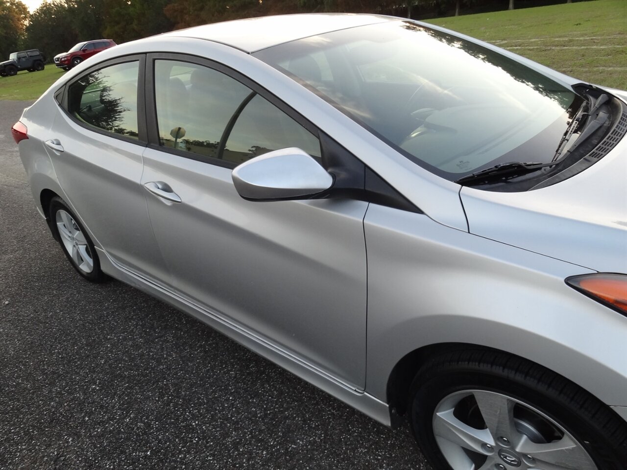 2013 Hyundai ELANTRA GLS  Sports package - Photo 8 - Deland, FL 32720