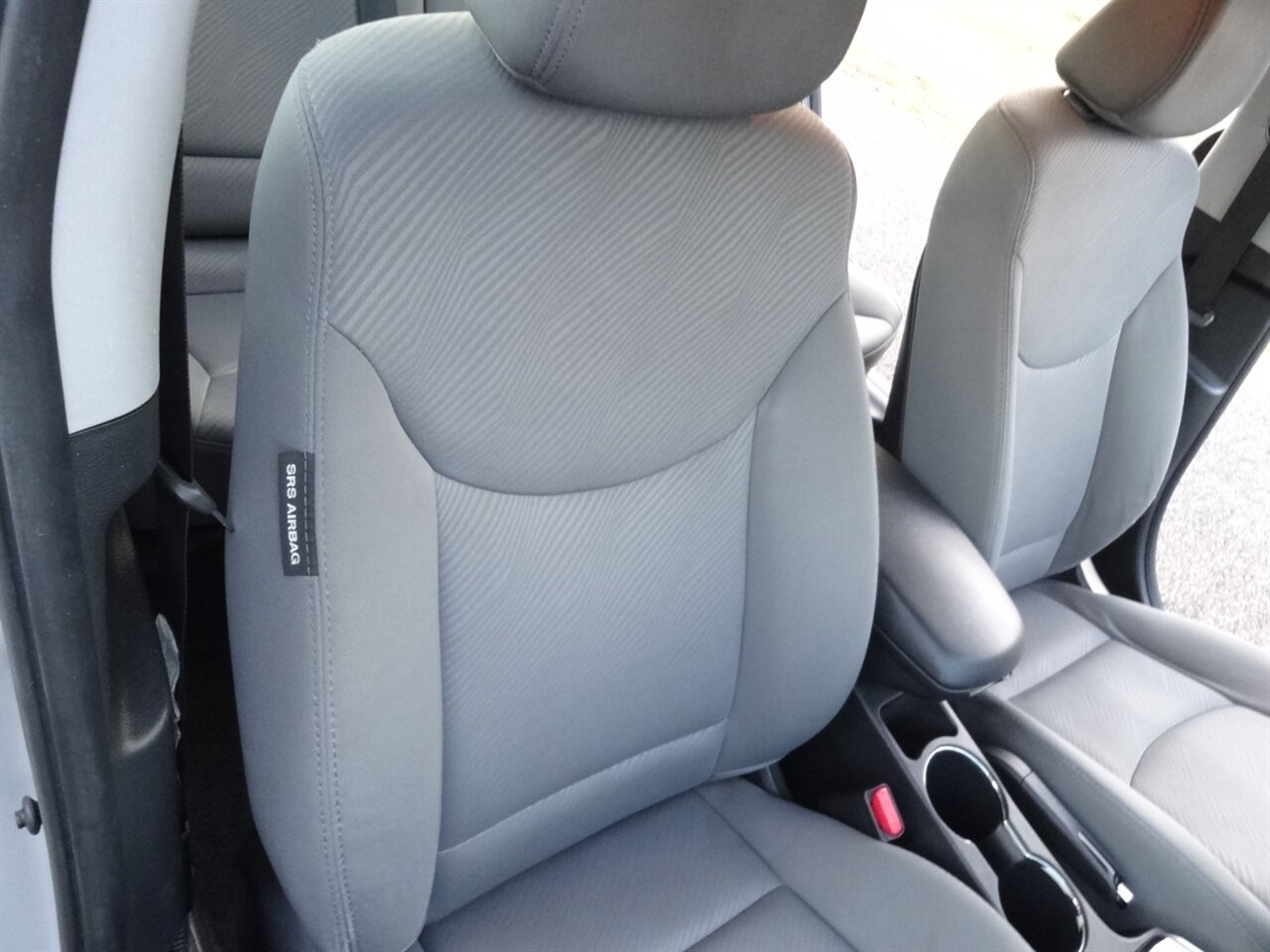 2013 Hyundai ELANTRA GLS  Sports package - Photo 38 - Deland, FL 32720