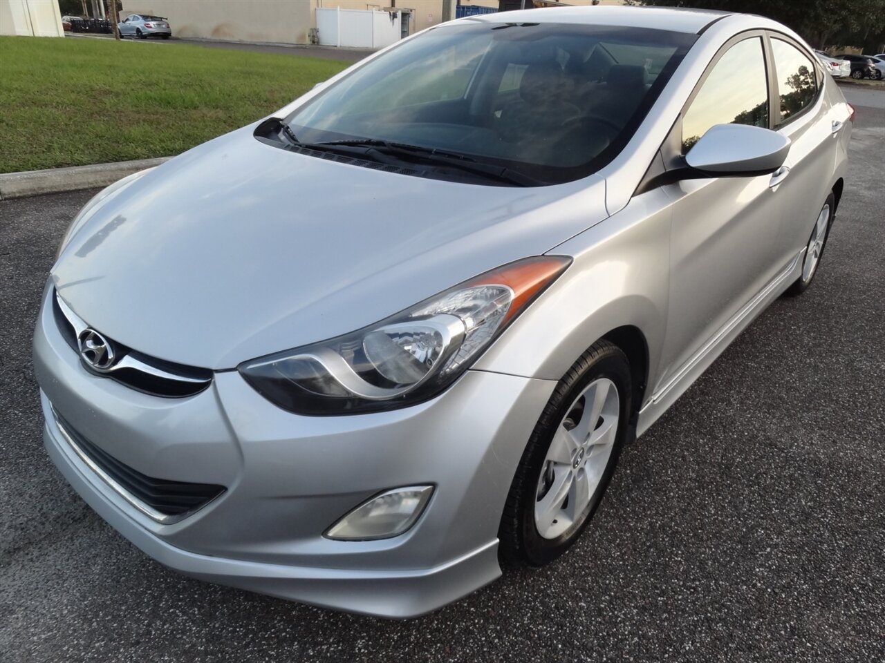 2013 Hyundai ELANTRA GLS  Sports package - Photo 2 - Deland, FL 32720