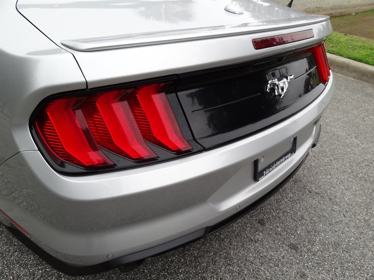 2019 Ford Mustang EcoBoost  Premium - Photo 26 - Deland, FL 32720