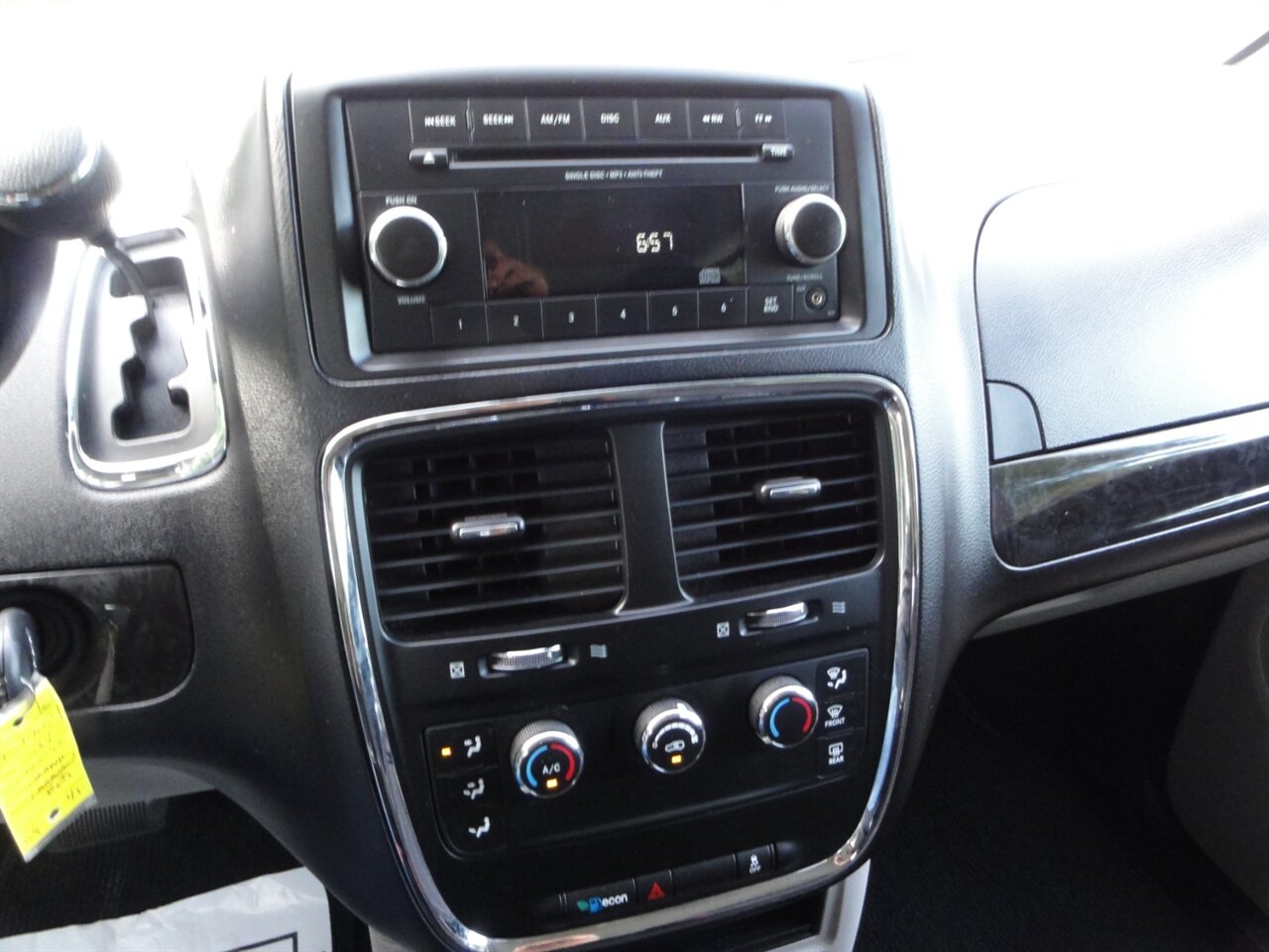 2014 Dodge Grand Caravan American Value Package - Photo 46 - Deland, FL 32720