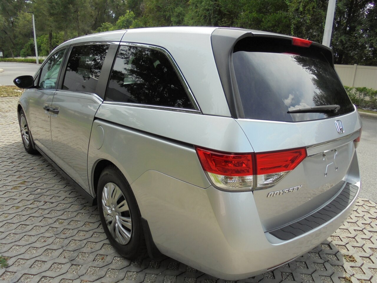 2014 Honda Odyssey LX   - Photo 3 - Deland, FL 32720