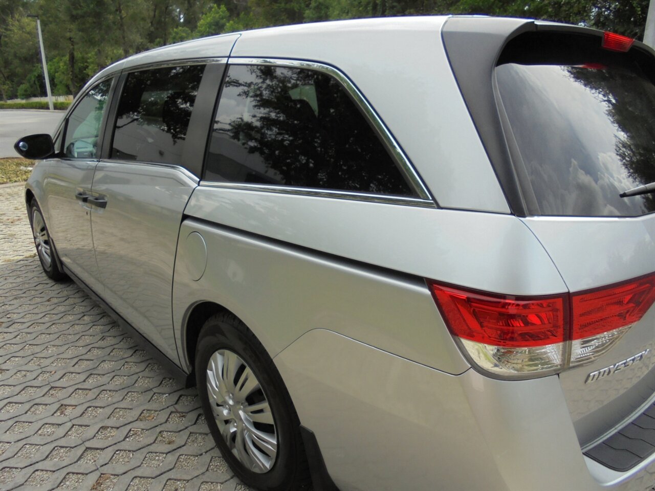 2014 Honda Odyssey LX   - Photo 10 - Deland, FL 32720