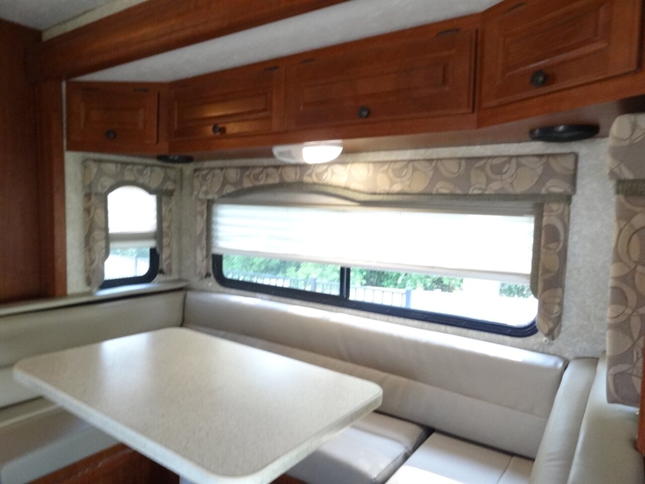2008 Coachmen Freedom Elite M23 Premium B+/C - Photo 47 - Deland, FL 32720