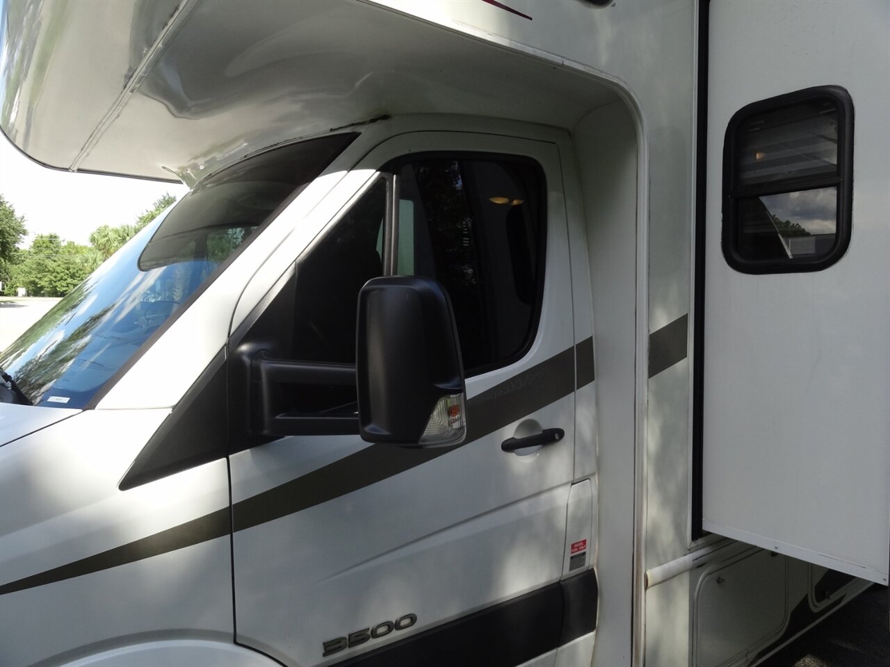 2008 Coachmen Freedom Elite M23 Premium B+/C - Photo 14 - Deland, FL 32720