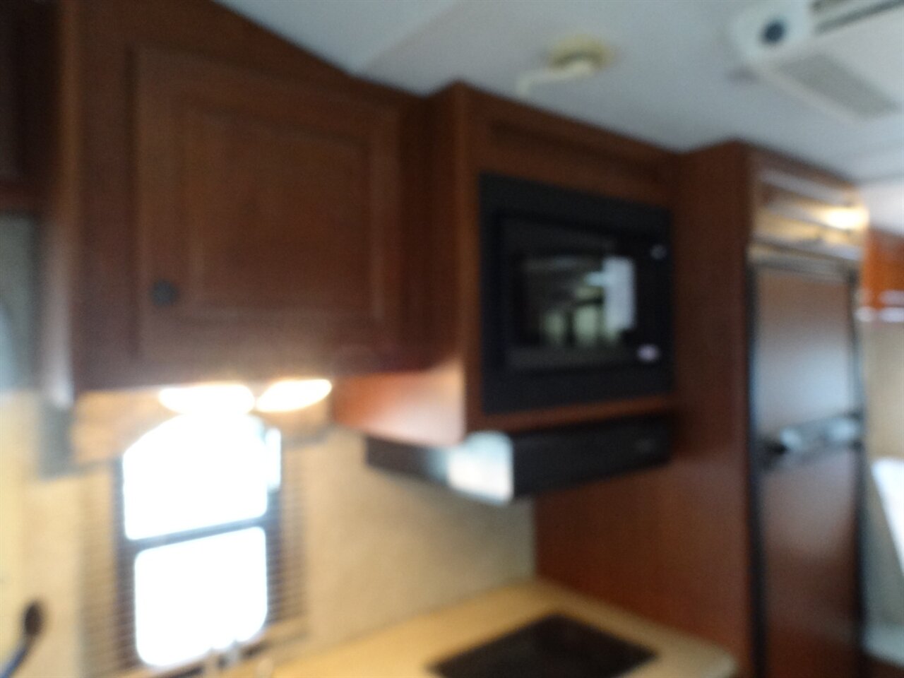 2008 Coachmen Freedom Elite M23 Premium B+/C - Photo 50 - Deland, FL 32720