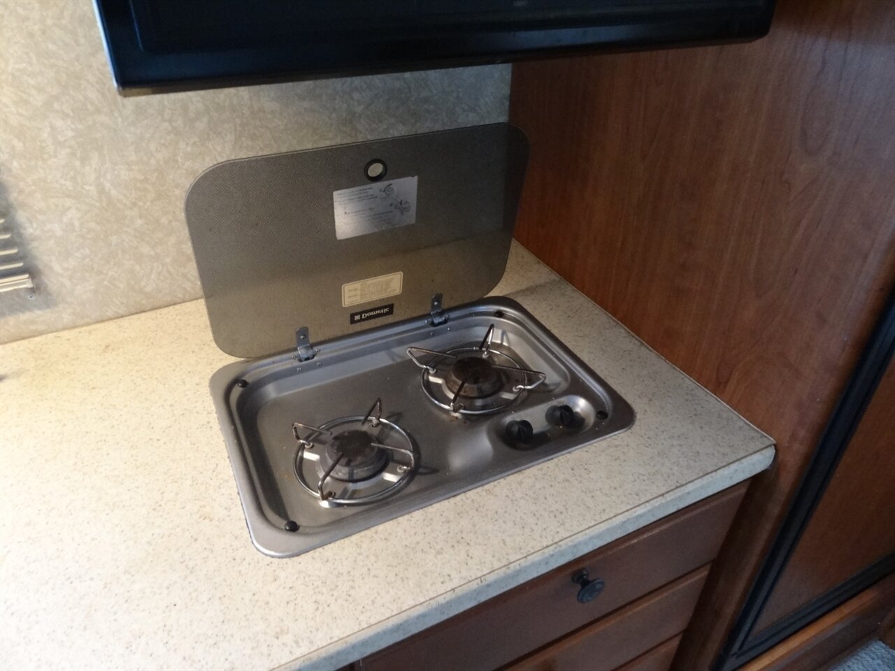 2008 Coachmen Freedom Elite M23 Premium B+/C - Photo 51 - Deland, FL 32720