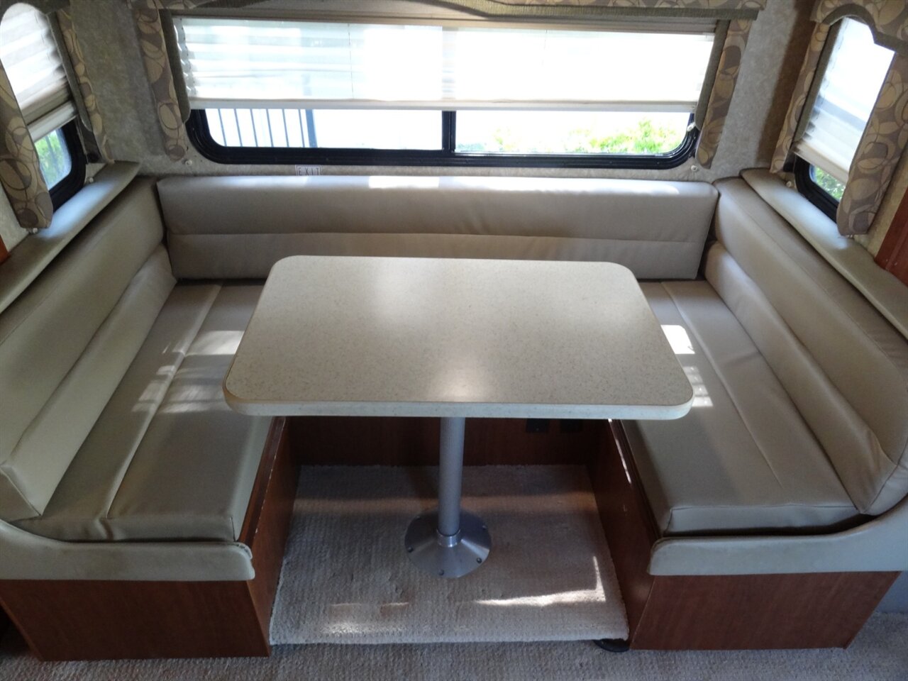 2008 Coachmen Freedom Elite M23 Premium B+/C - Photo 72 - Deland, FL 32720