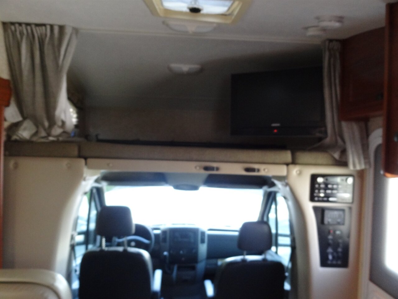 2008 Coachmen Freedom Elite M23 Premium B+/C - Photo 71 - Deland, FL 32720