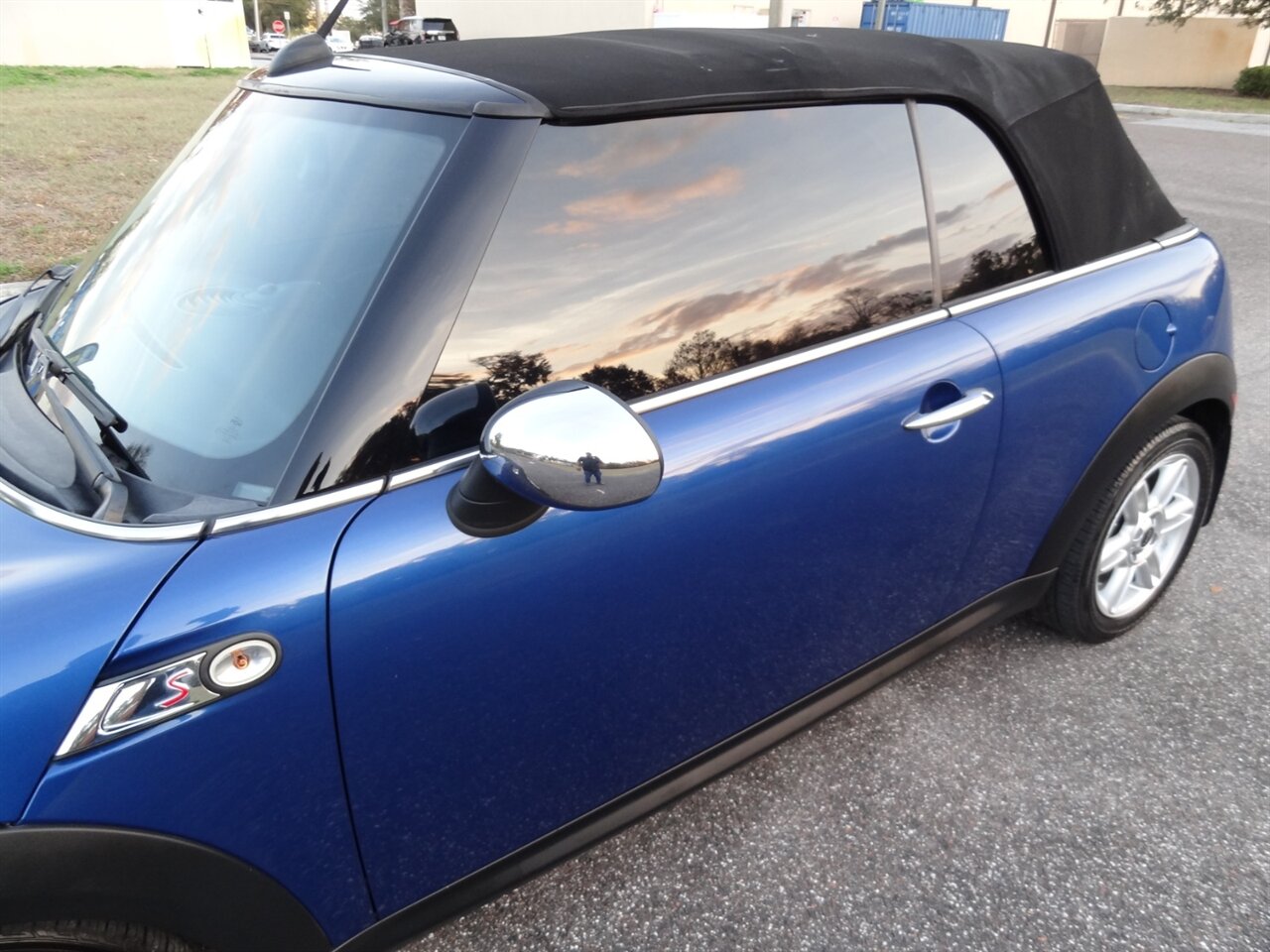 2012 MINI Cooper Convertible S   - Photo 16 - Deland, FL 32720