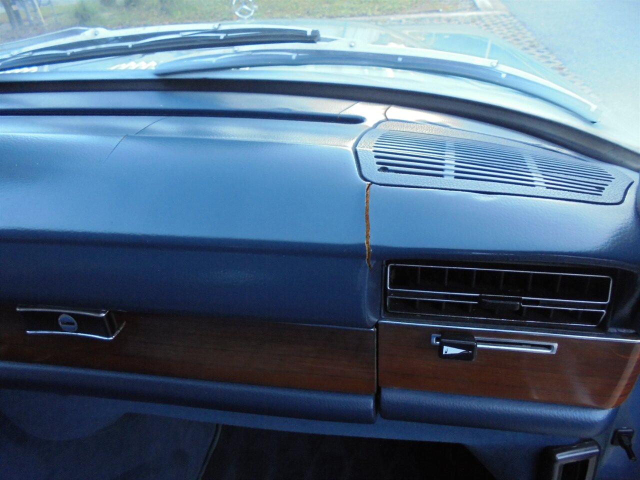 1977 Mercedes-Benz SEL  Premium - Photo 60 - Deland, FL 32720