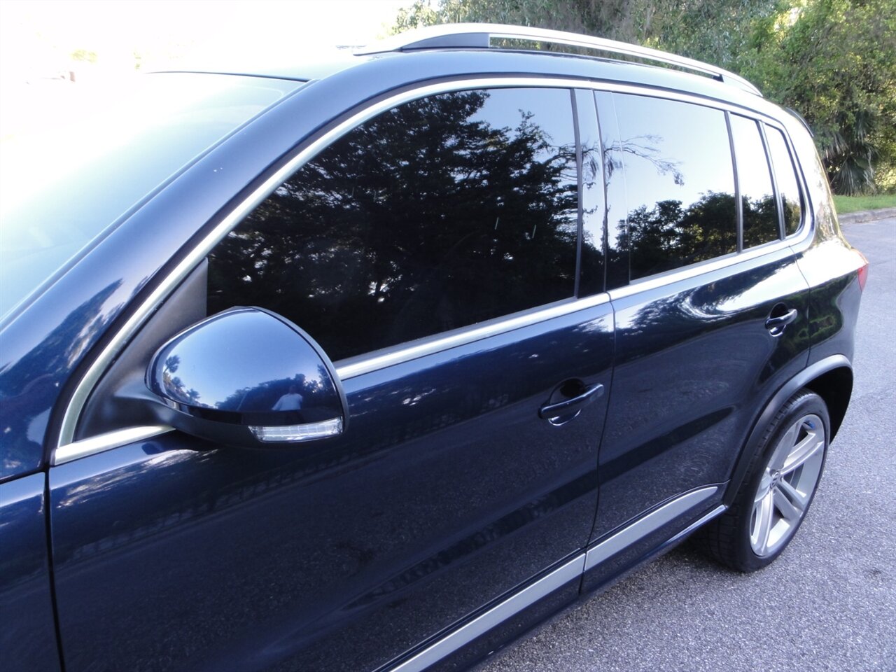 2014 Volkswagen Tiguan R-Line   - Photo 11 - Deland, FL 32720