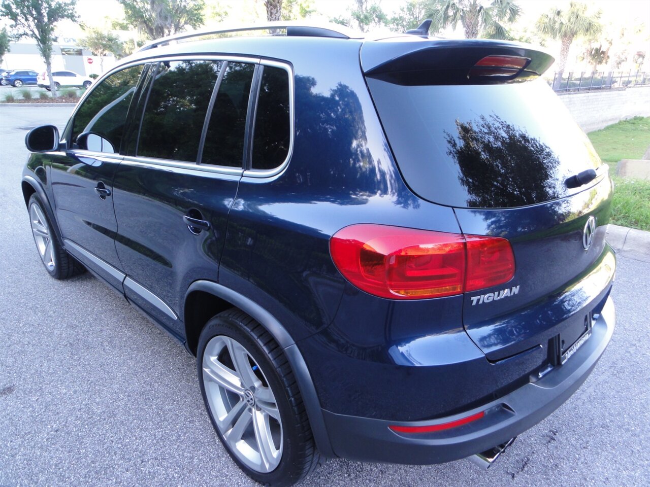 2014 Volkswagen Tiguan R-Line   - Photo 4 - Deland, FL 32720