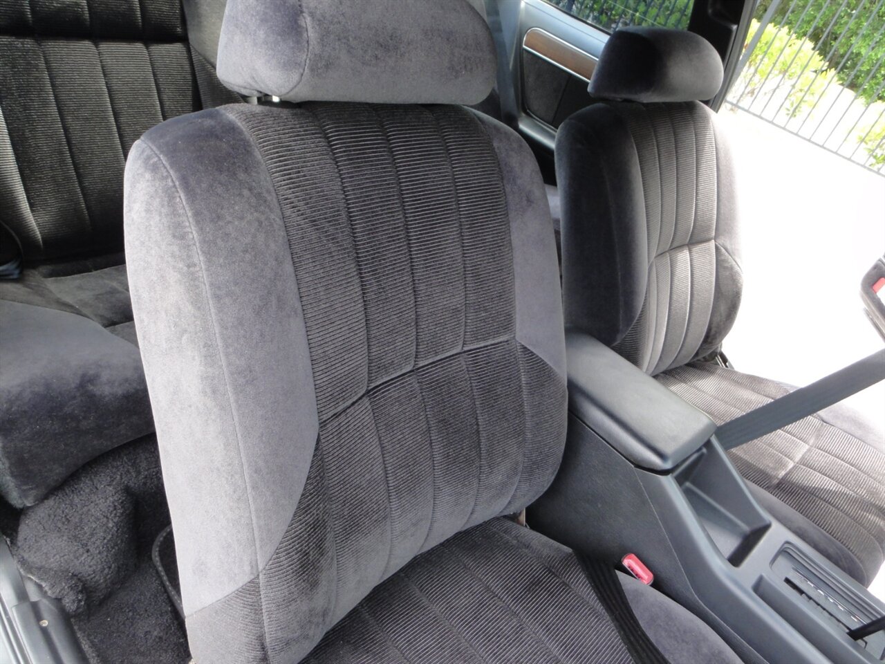 1990 Ford Thunderbird LX Premium - Photo 43 - Deland, FL 32720