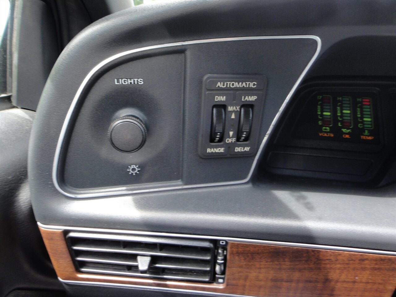 1990 Ford Thunderbird LX Premium - Photo 52 - Deland, FL 32720