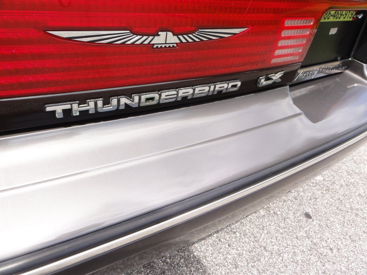 1990 Ford Thunderbird LX Premium - Photo 23 - Deland, FL 32720