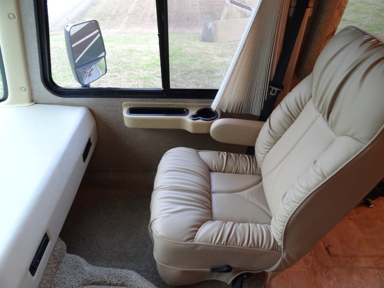 2012 Damon Day Break 34DB  Class A - Photo 56 - Deland, FL 32720