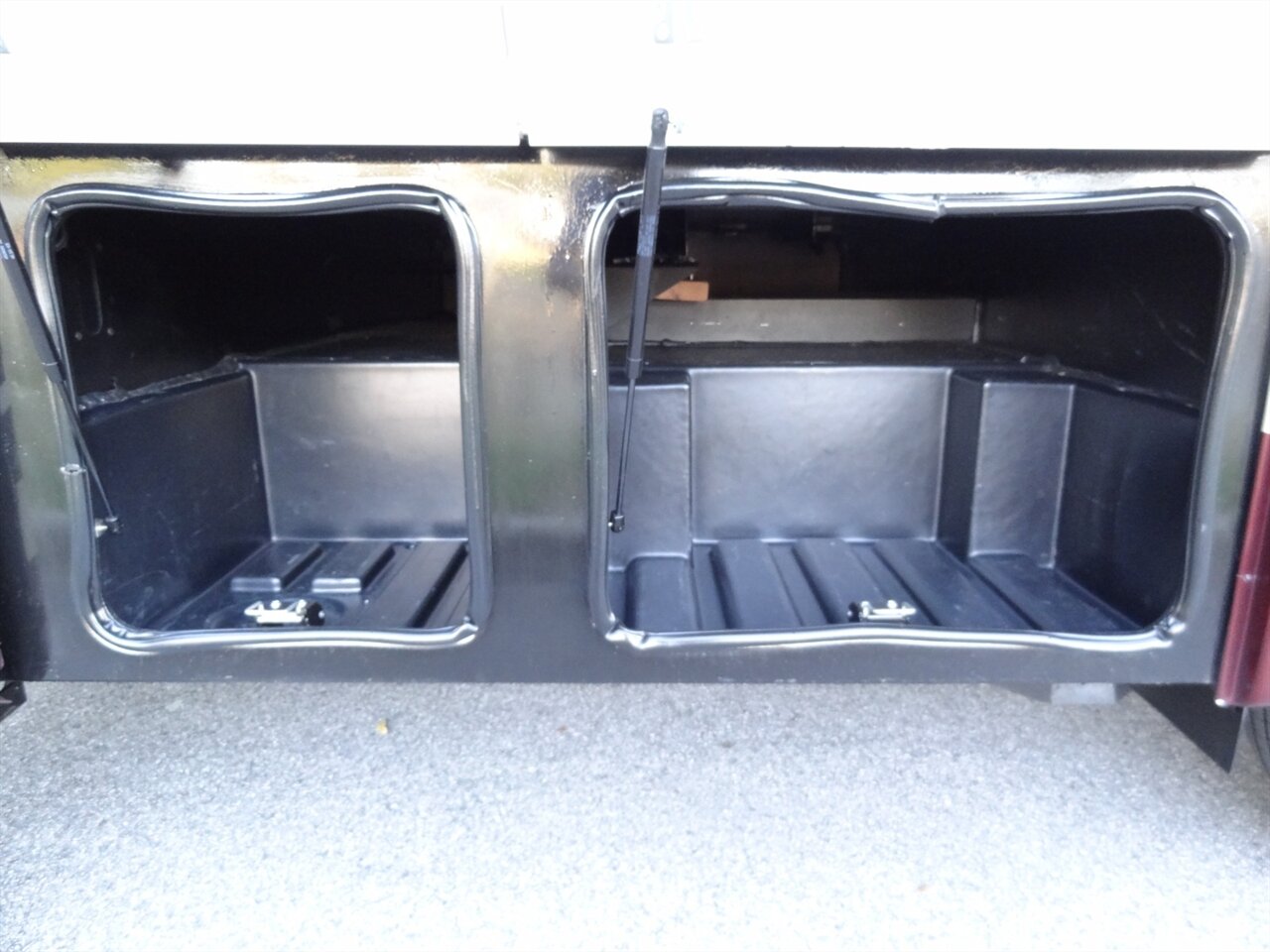 2012 Damon Day Break 34DB  Class A - Photo 24 - Deland, FL 32720