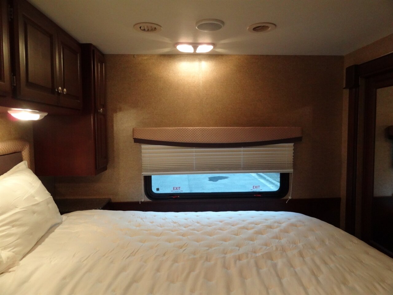 2012 Damon Day Break 34DB  Class A - Photo 87 - Deland, FL 32720