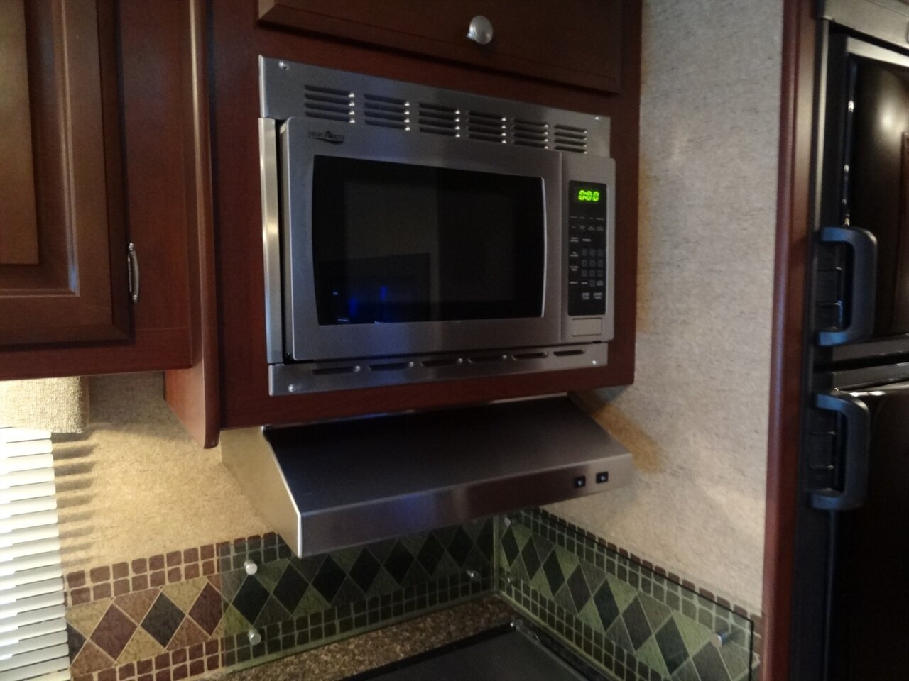 2012 Damon Day Break 34DB  Class A - Photo 67 - Deland, FL 32720