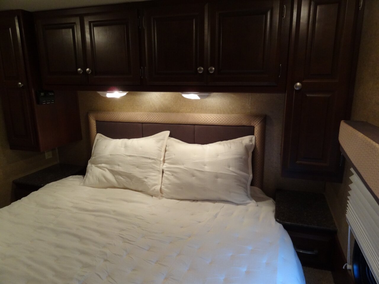 2012 Damon Day Break 34DB  Class A - Photo 91 - Deland, FL 32720