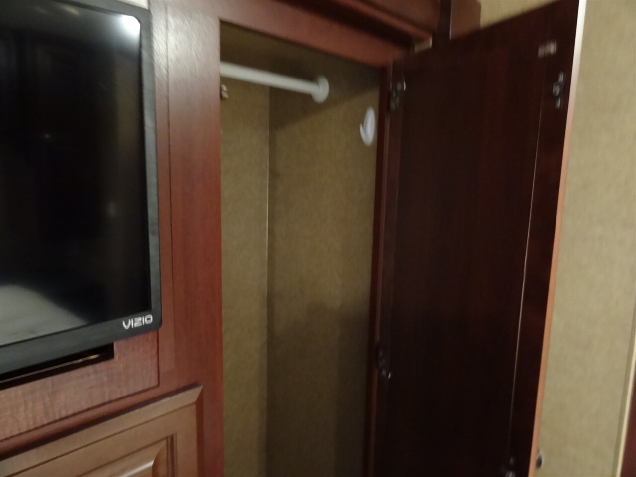 2012 Damon Day Break 34DB  Class A - Photo 92 - Deland, FL 32720