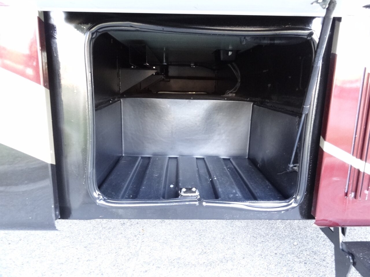 2012 Damon Day Break 34DB  Class A - Photo 26 - Deland, FL 32720