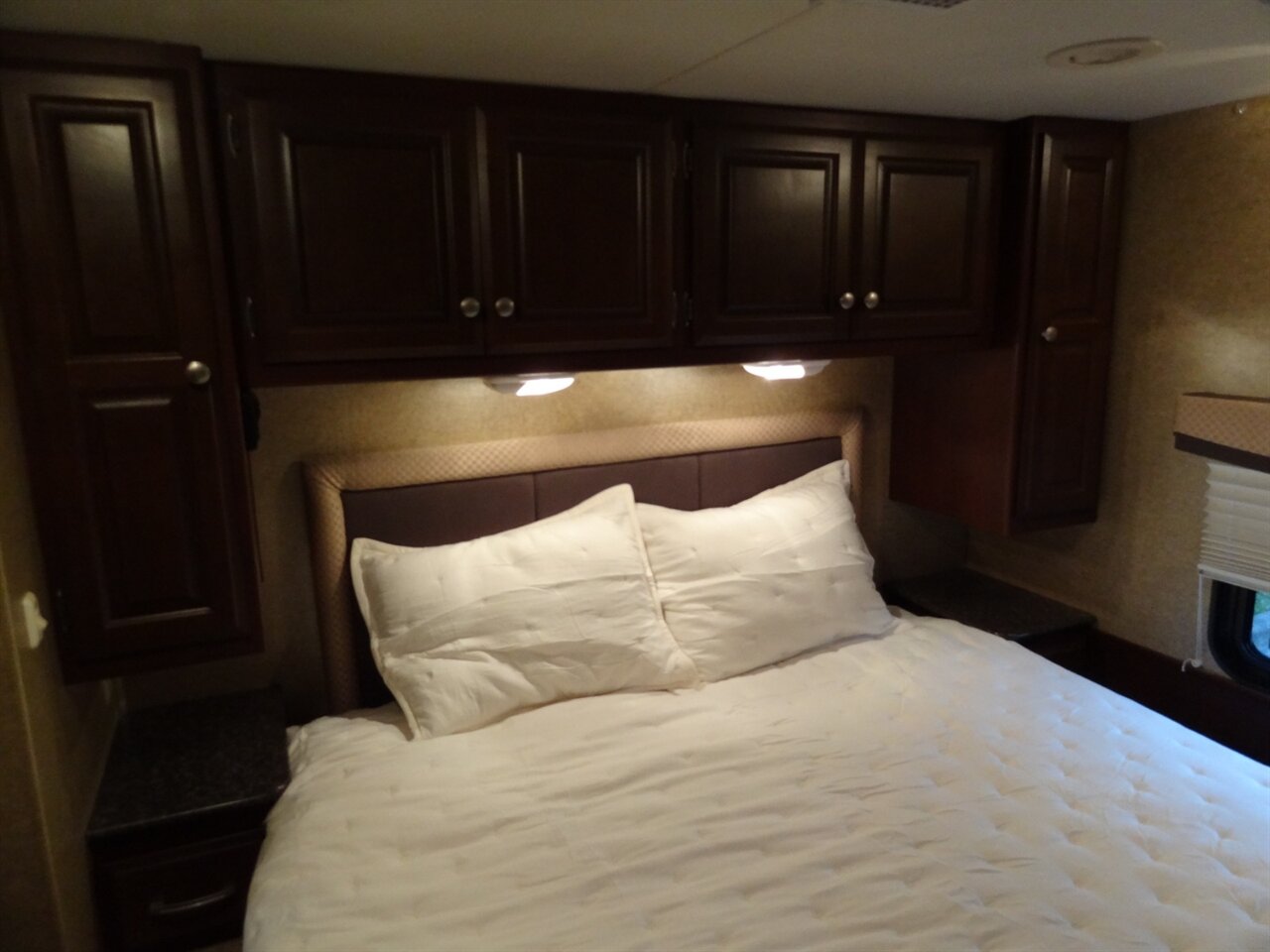 2012 Damon Day Break 34DB  Class A - Photo 88 - Deland, FL 32720