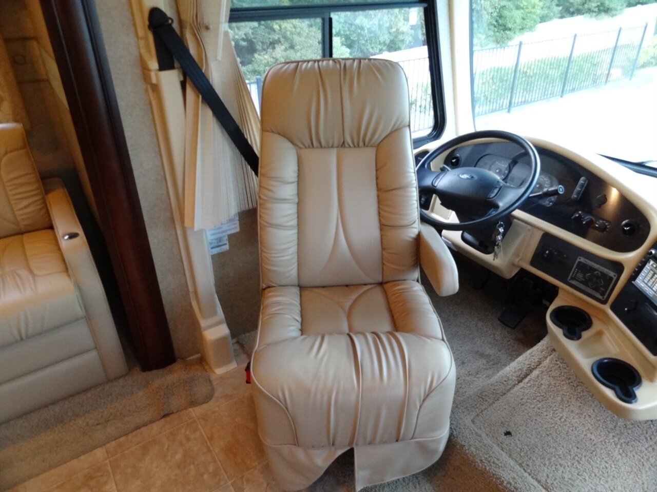 2012 Damon Day Break 34DB  Class A - Photo 99 - Deland, FL 32720