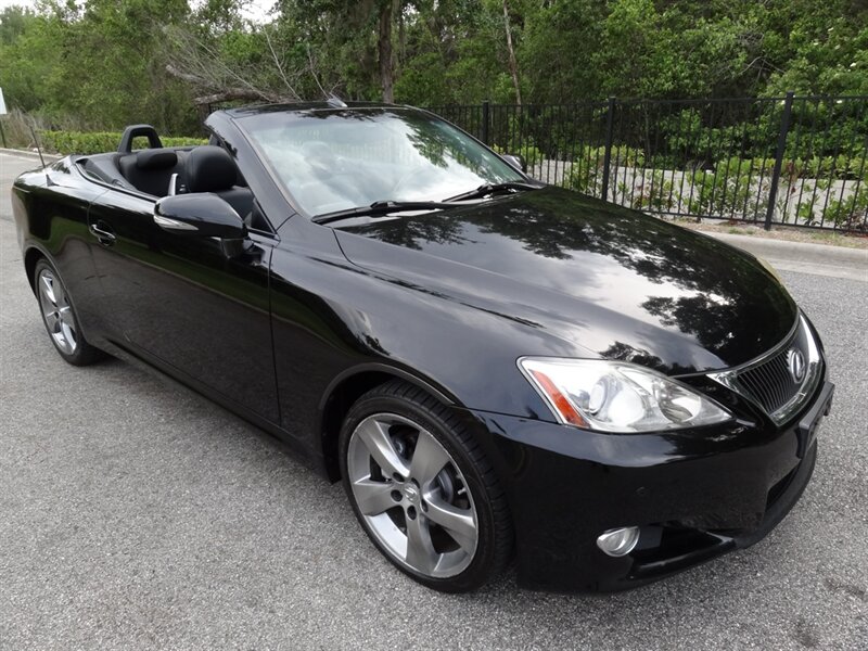 2010 Lexus IS 250C Premium hardtop convertible  