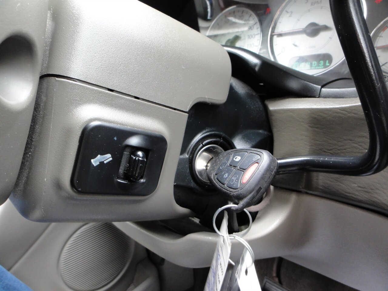 2007 Chrysler Town & Country Limited VMI RAMP VAN - Photo 59 - Deland, FL 32720