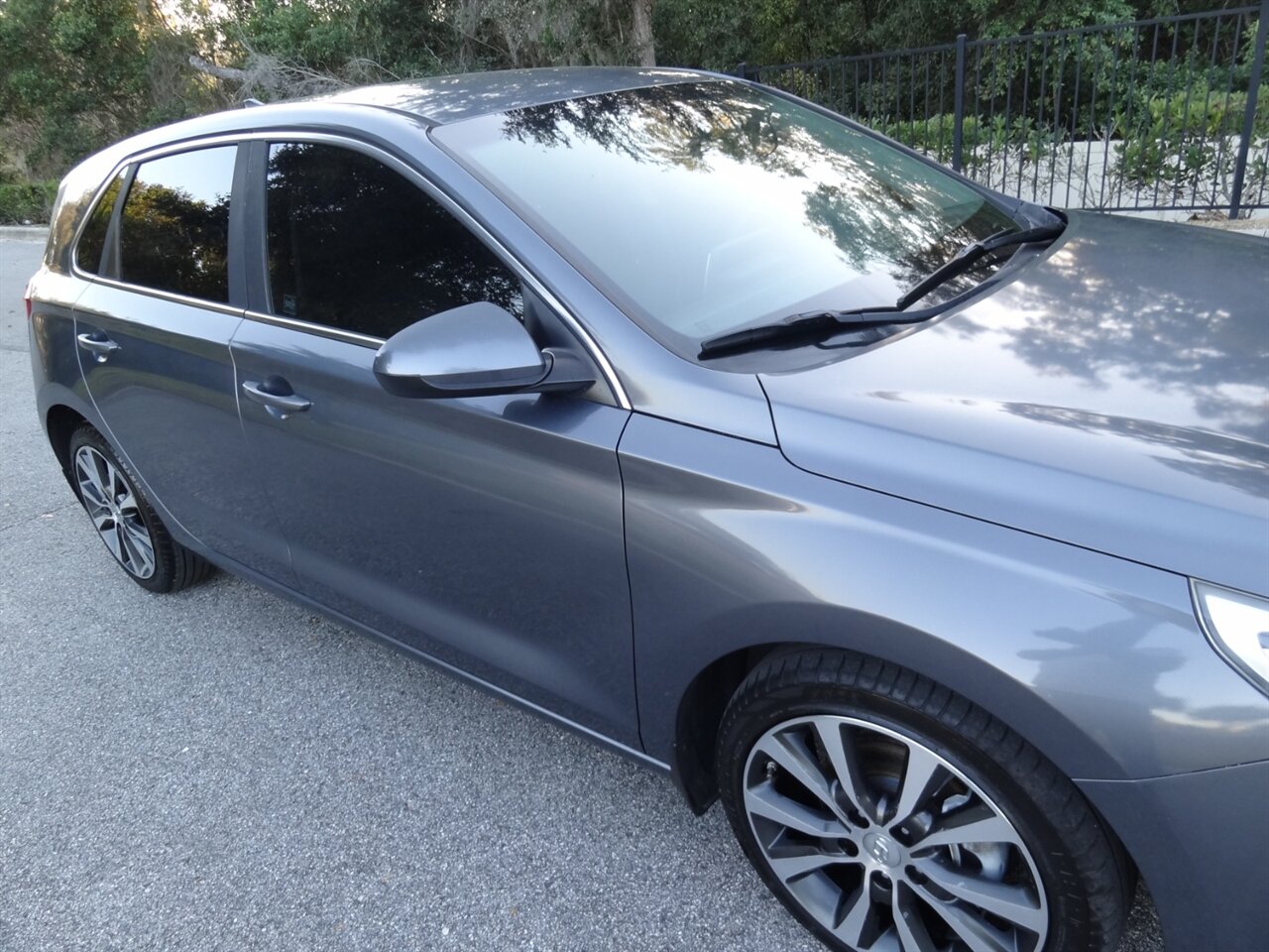 2018 Hyundai ELANTRA GT   - Photo 8 - Deland, FL 32720