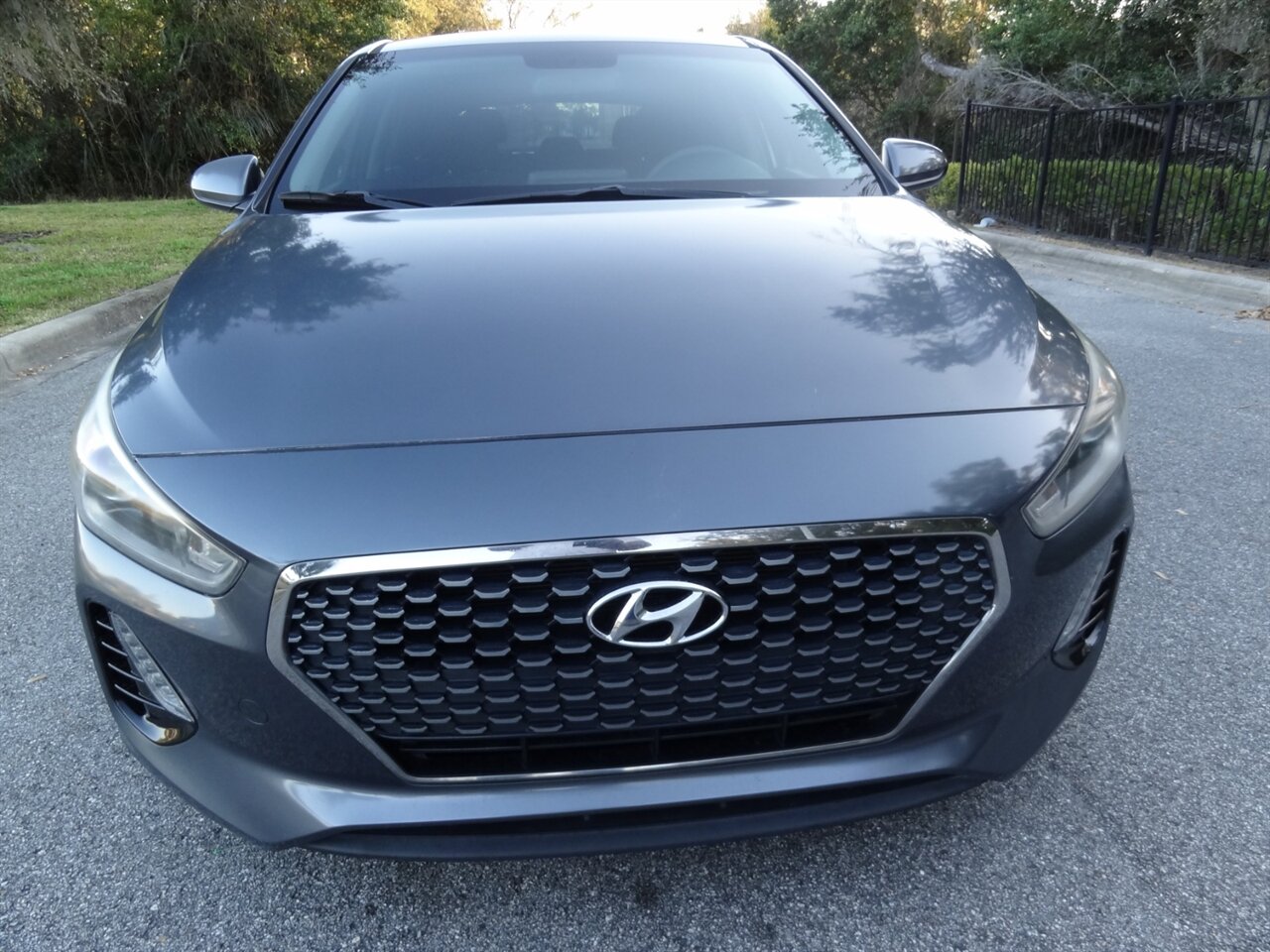 2018 Hyundai ELANTRA GT   - Photo 5 - Deland, FL 32720