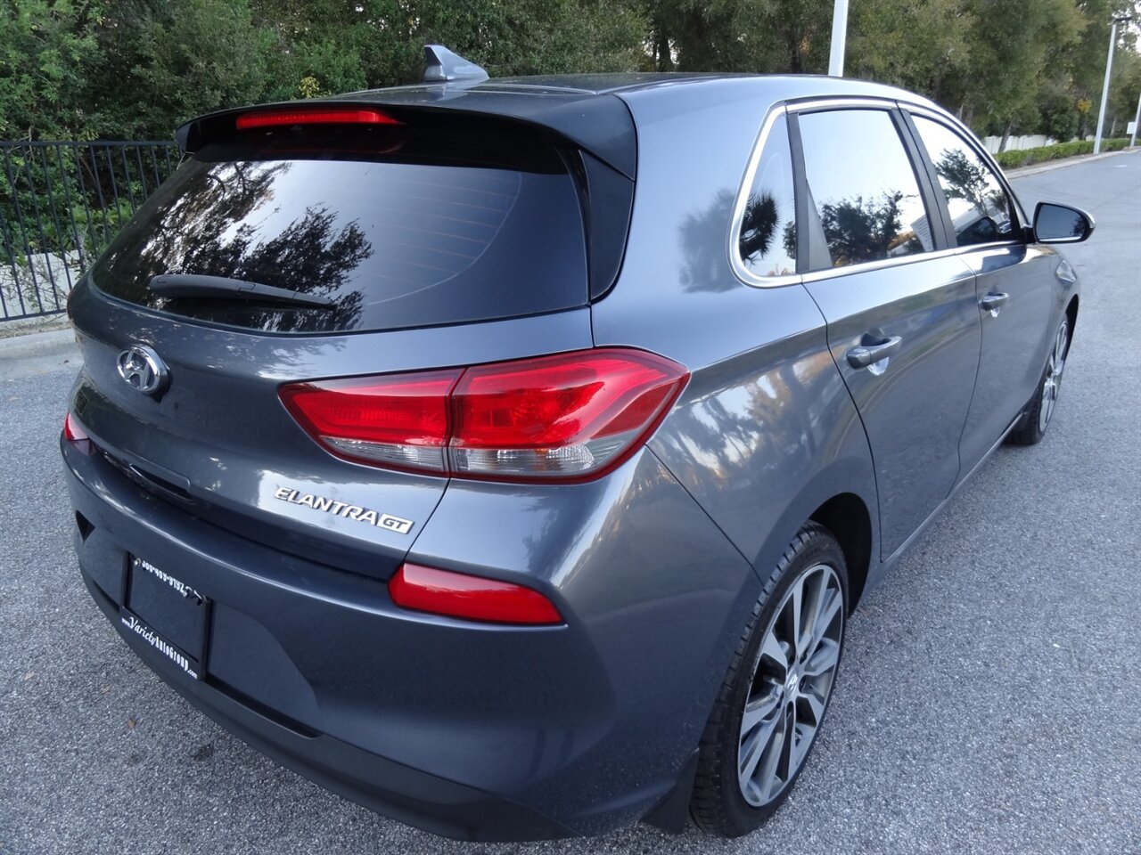 2018 Hyundai ELANTRA GT   - Photo 3 - Deland, FL 32720