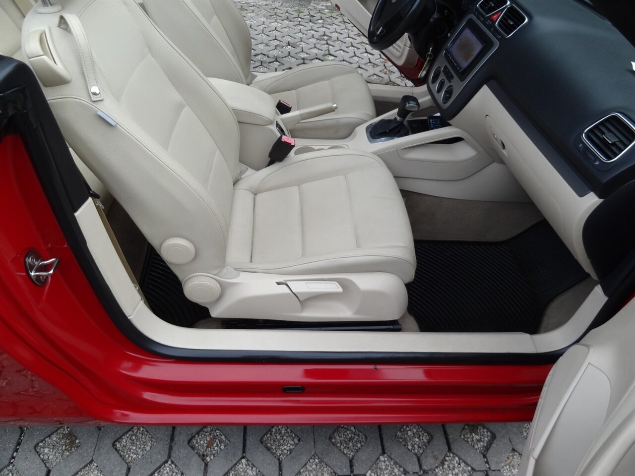 2008 Volkswagen Eos Turbo Premium - Photo 39 - Deland, FL 32720