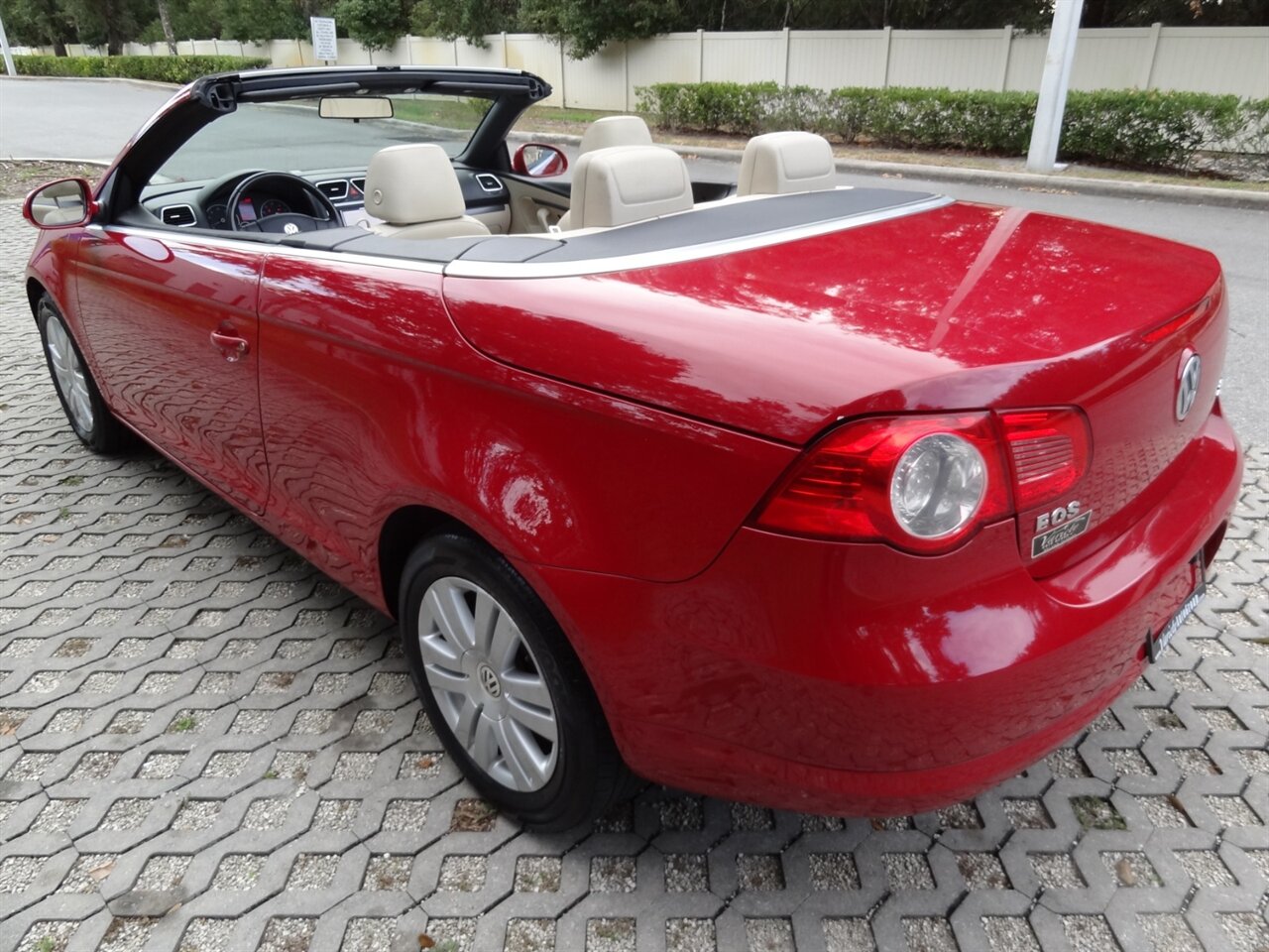 2008 Volkswagen Eos Turbo Premium - Photo 3 - Deland, FL 32720