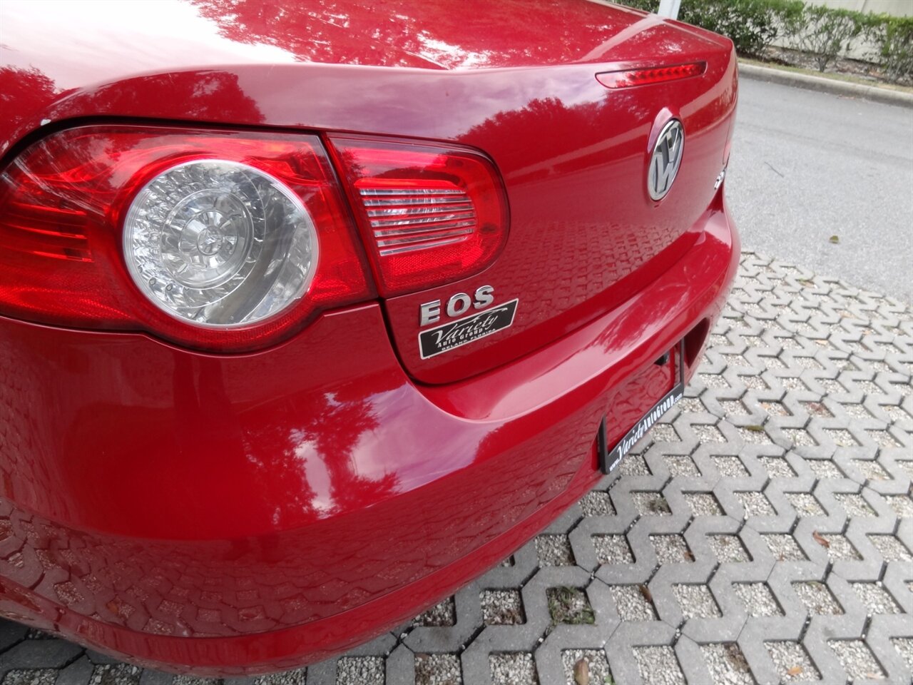 2008 Volkswagen Eos Turbo Premium - Photo 25 - Deland, FL 32720