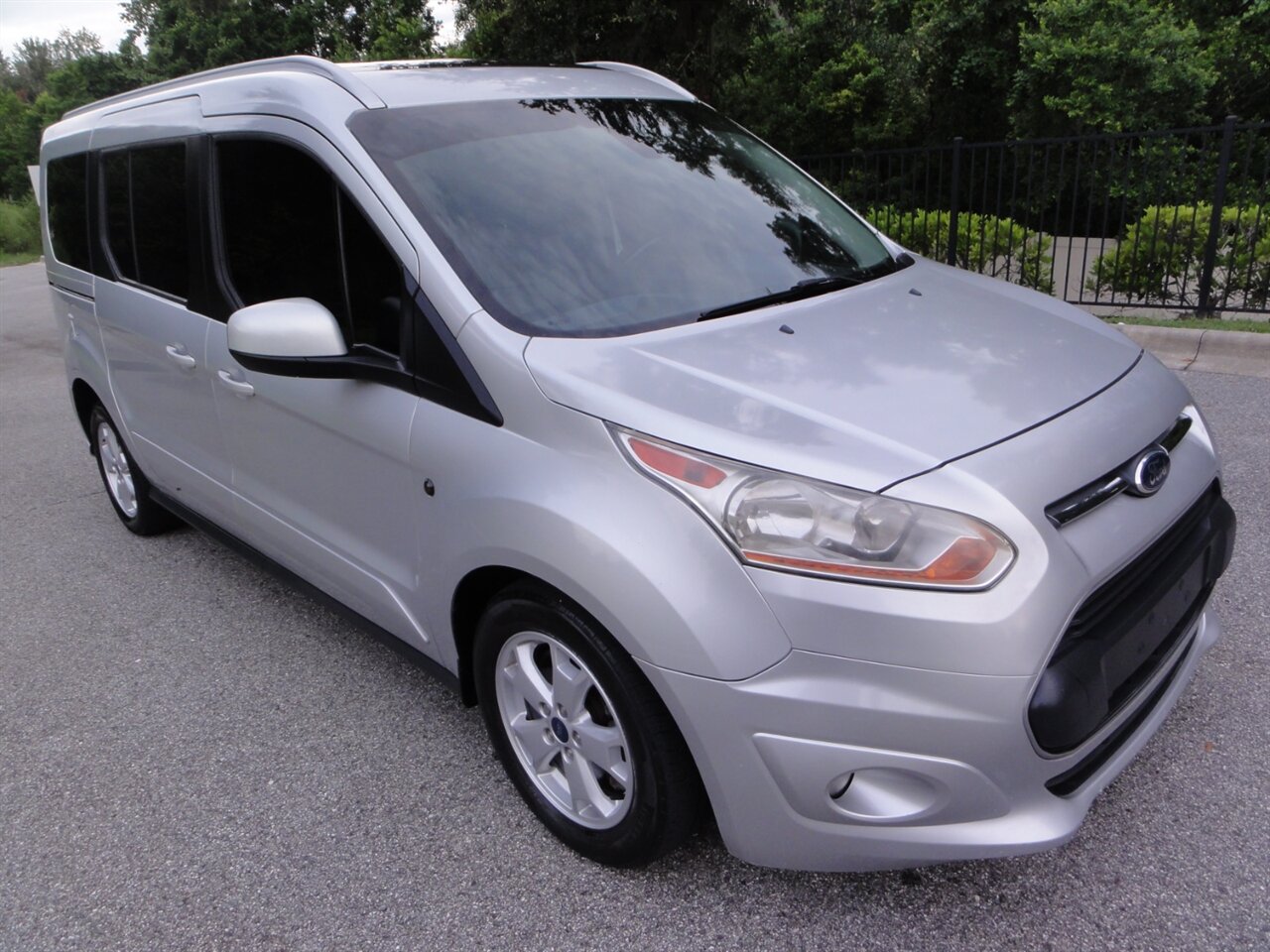 2016 Ford Transit Connect Titanium   - Photo 1 - Deland, FL 32720