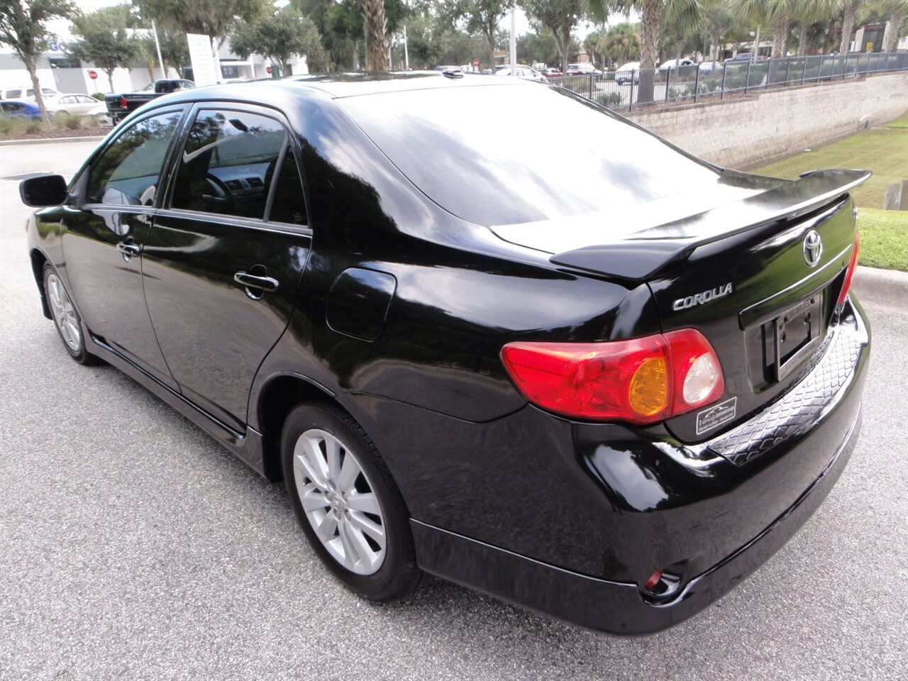 2010 Toyota Corolla S - Photo 4 - Deland, FL 32720