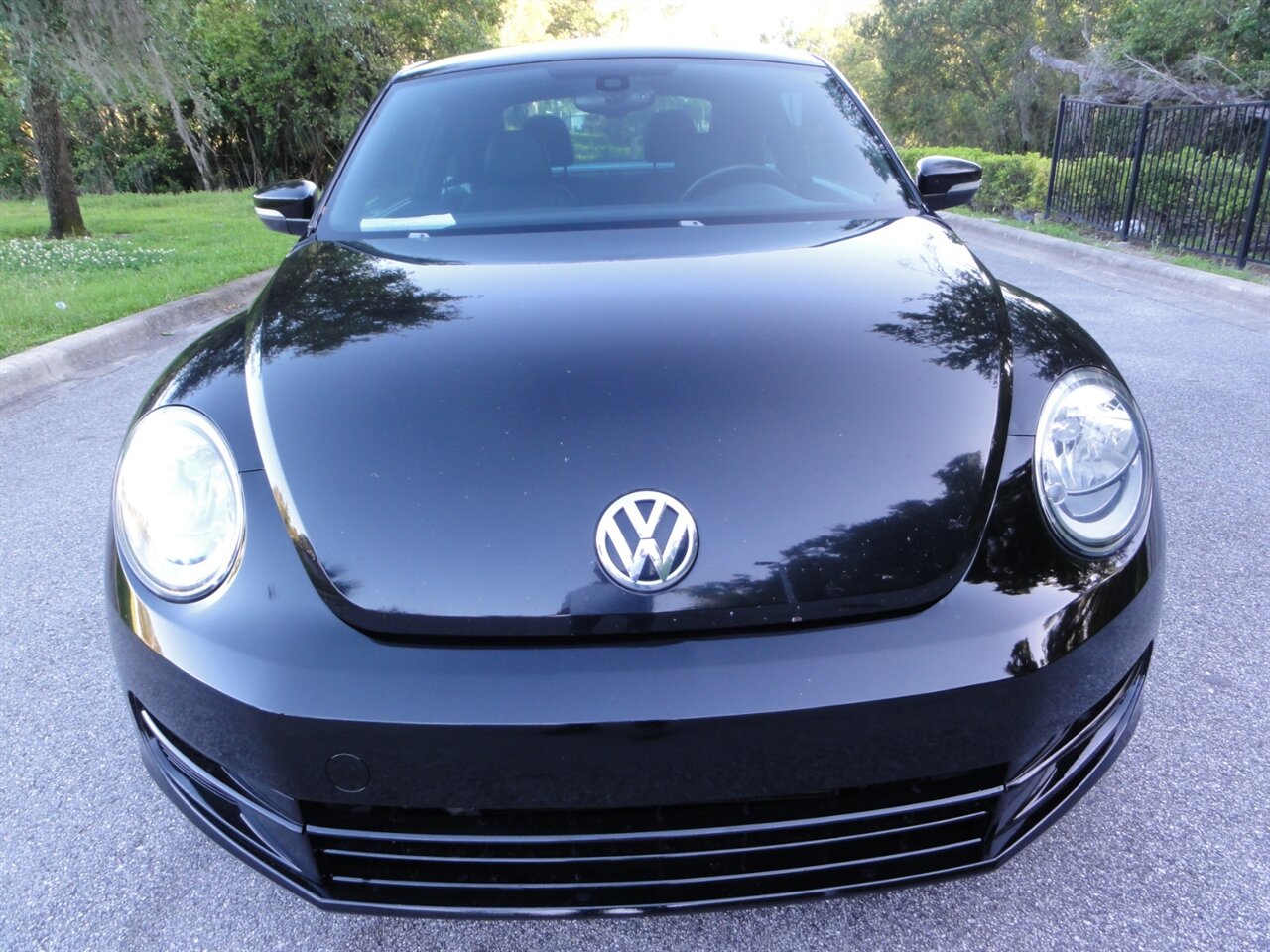 2016 Volkswagen Beetle-Classic 1.8T S   - Photo 5 - Deland, FL 32720