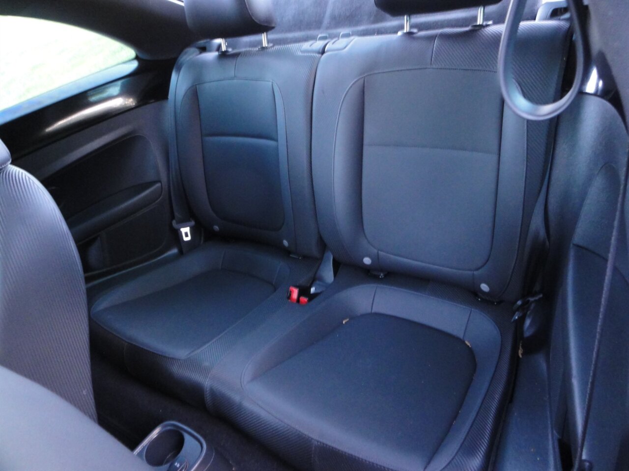 2016 Volkswagen Beetle-Classic 1.8T S   - Photo 33 - Deland, FL 32720