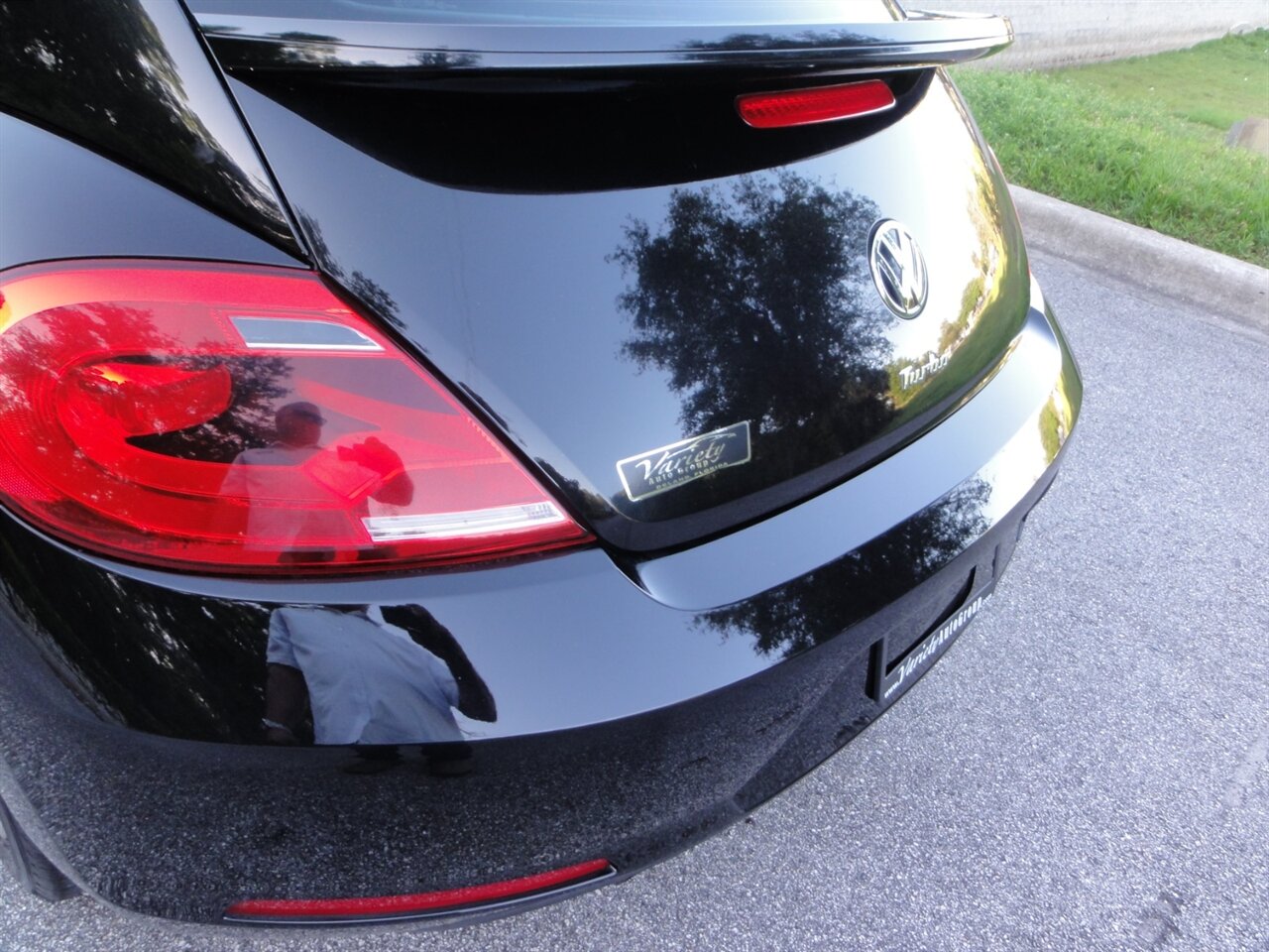 2016 Volkswagen Beetle-Classic 1.8T S   - Photo 21 - Deland, FL 32720